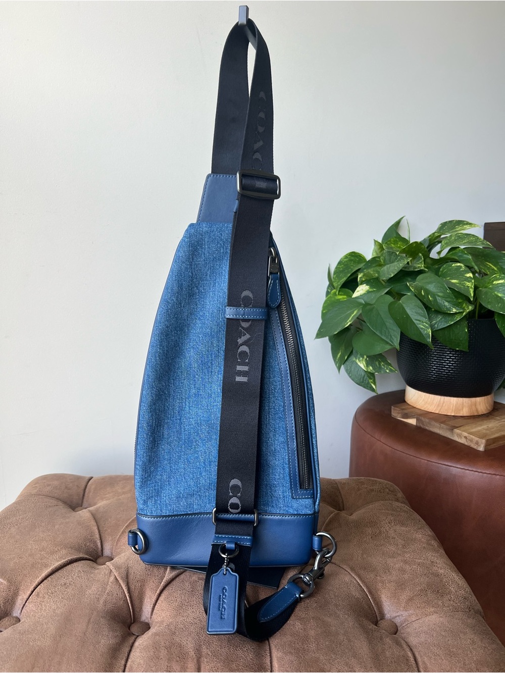 COACH DOMINIC SLING PACK BAG BLUE DENIM Unisex - Picture 4 of 10